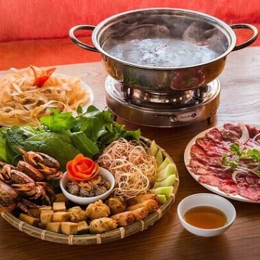 Lẩu rêu cua bắp bò